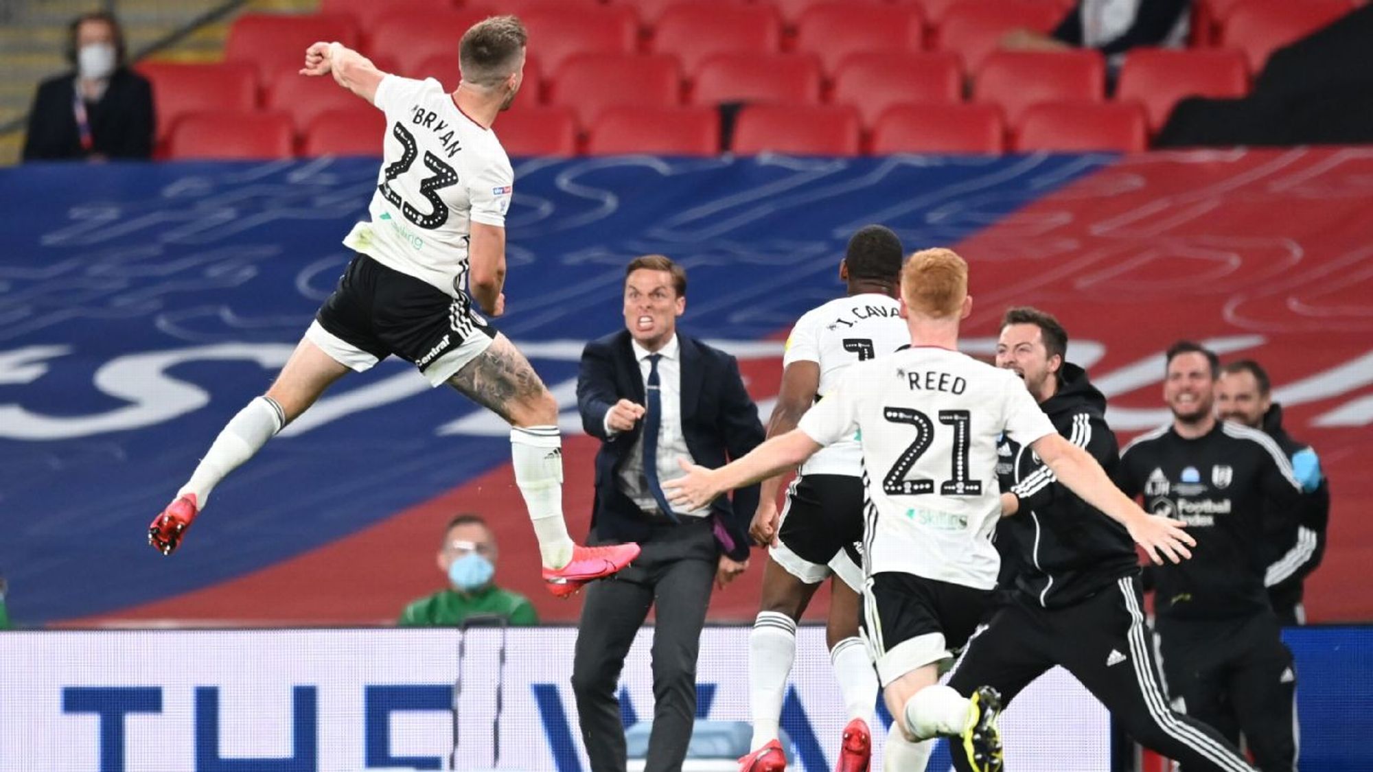 以進攻見長 以進攻見長